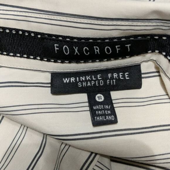 FOXCROFT Cream Pinstripe Button Up Career Top 16 Wrinkle Free - Picture 8 of 9